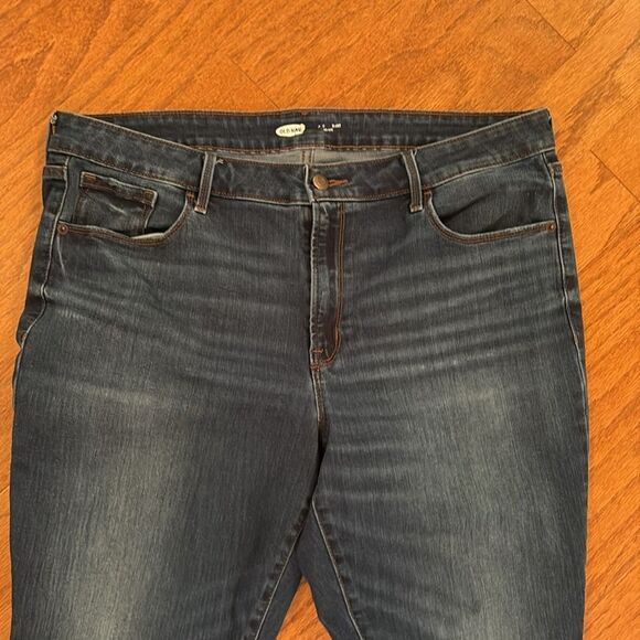 Old Navy jeans, size 16 high waist - Picture 2 of 8